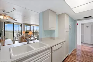 10420 Gulf Shore Dr, Naples, FL 34108 - Photo 25