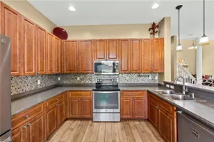 2552 Deerfield Lake Ct, Cape Coral, FL 33909 - Photo 13