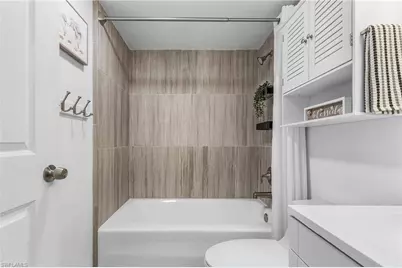 4647 SE 17th Pl #103, Cape Coral, FL 33904 - Photo 11