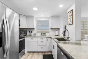 4647 SE 17th Pl, Cape Coral, FL 33904 - Photo 5