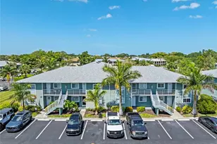 138 Cypress Way E, Naples, FL 34110 - Photo 1