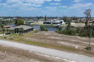 1631 NW 41st Ave, Cape Coral, FL 33993 - Photo 3