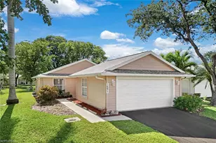 14871 Crescent Cove Dr, Fort Myers, FL 33908 - Photo 1