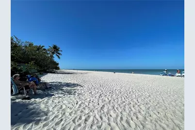 254 6th Ave S #8, Naples, FL 34102 - Photo 1