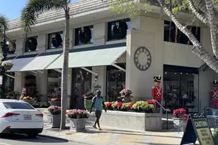 254 6th Ave S, Naples, FL 34102 - Photo 47