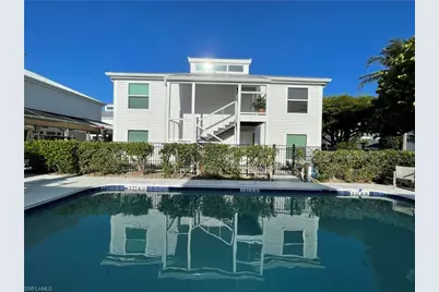 254 6th Ave S #8, Naples, FL 34102 - Photo 3