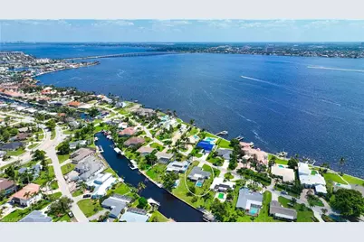 5330 Nautilus Dr, Cape Coral, FL 33904 - Photo 3