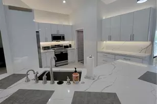 237 SW 47th St, Cape Coral, FL 33914 - Photo 11