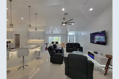237 SW 47th St, Cape Coral, FL 33914 - Photo 5