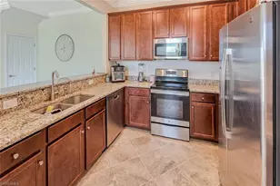 2665 Citrus St, Naples, FL 34120 - Photo 7