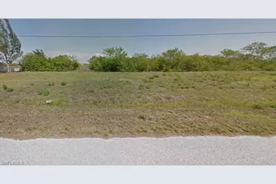 821 NW 33rd Pl, Cape Coral, FL 33993 - Photo 1