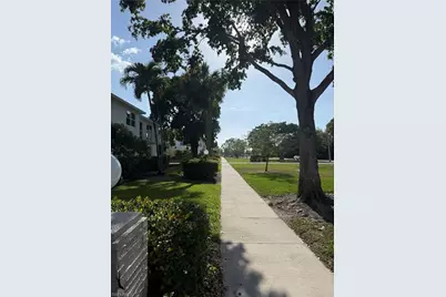 530 Broad Ave S #530, Naples, FL 34102 - Photo 7