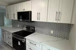 530 Broad Ave S, Naples, FL 34102 - Photo 17