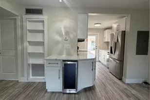 530 Broad Ave S, Naples, FL 34102 - Photo 11