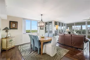 21 Bluebill Ave, Naples, FL 34108 - Photo 9