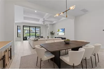 16198 Verilyn Cir, Naples, FL 34110 - Photo 9