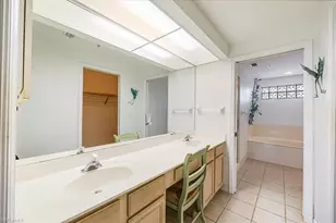 782 Eagle Creek Dr, Naples, FL 34113 - Photo 15