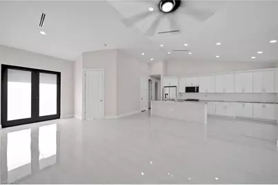 1006 SW 6th Ave, Cape Coral, FL 33991 - Photo 5