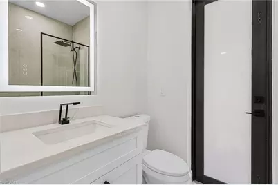 806 Santa Barbara Blvd, Cape Coral, FL 33991 - Photo 23