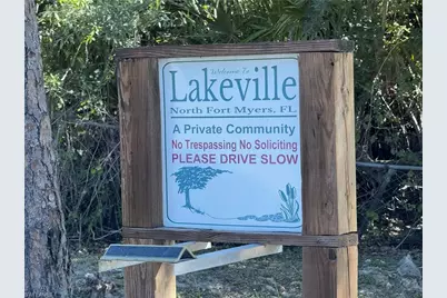 2367 Deerfield Ln, North Fort Myers, FL 33917 - Photo 5