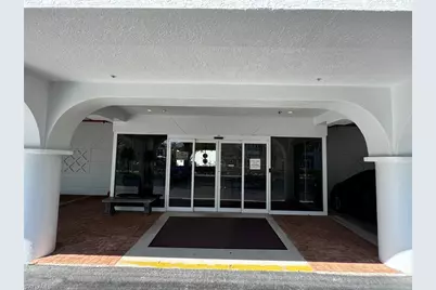130 Tamiami Trl N #210, Naples, FL 34102 - Photo 11