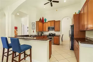 1708 Beach Pkwy W, Cape Coral, FL 33914 - Photo 15