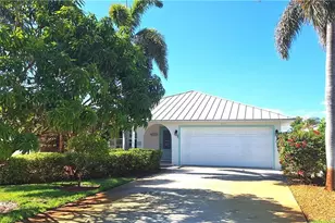 541 110th Ave N, Naples, FL 34108 - Photo 9