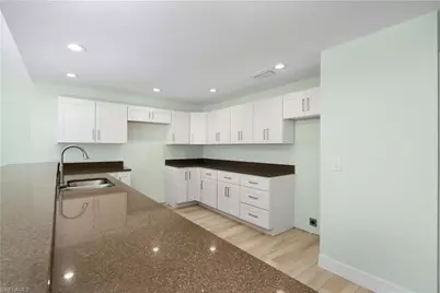 3226 Vacation Ln, Saint James City, FL 33956 - Photo 7