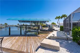 3226 Vacation Ln, Saint James City, FL 33956 - Photo 23