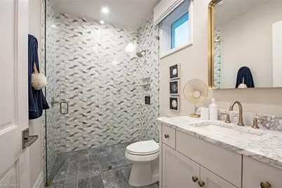 1380 Pelican Ave, Naples, FL 34102 - Photo 17