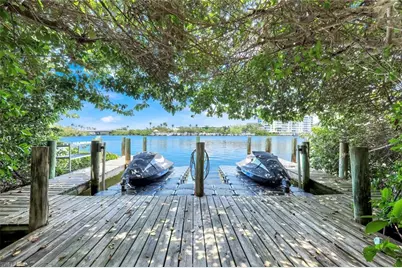 203 San Mateo Dr, Bonita Springs, FL 34134 - Photo 31