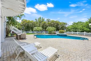 203 San Mateo Dr, Bonita Springs, FL 34134 - Photo 29