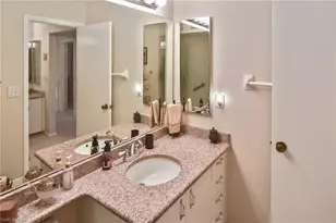 802 McGregor Park Cir, Fort Myers, FL 33908 - Photo 25