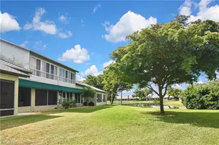 802 McGregor Park Cir, Fort Myers, FL 33908 - Photo 3