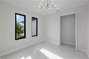 909 SW 11th Ct, Cape Coral, FL 33991 - Photo 13