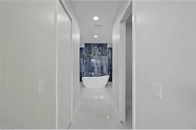 909 SW 11th Ct, Cape Coral, FL 33991 - Photo 15