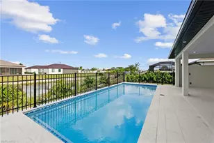 909 SW 11th Ct, Cape Coral, FL 33991 - Photo 31