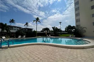 3420 Gulf Shore Blvd N, Naples, FL 34103 - Photo 7