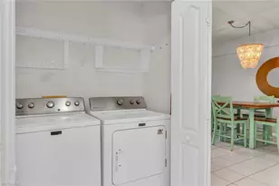 242 Newport Dr, Naples, FL 34114 - Photo 23