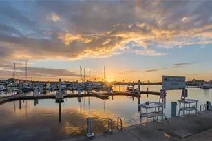 242 Newport Dr, Naples, FL 34114 - Photo 3