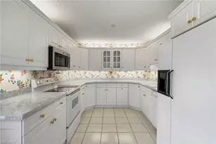 105 Wilderness Dr, Naples, FL 34105 - Photo 7