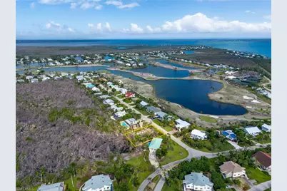 1032 Sand Castle Rd, Sanibel, FL 33957 - Photo 7