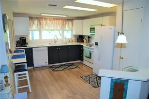 288 Boros Dr, North Fort Myers, FL 33903 - Photo 13