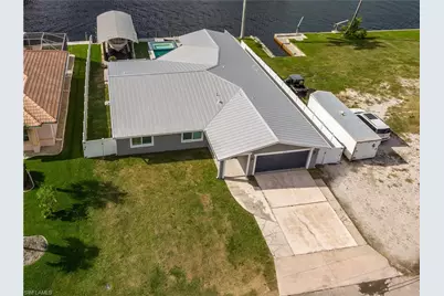 2195 Havana Ave, Fort Myers, FL 33905 - Photo 9