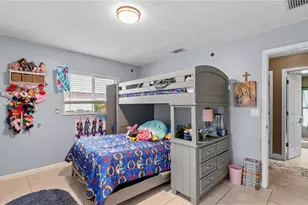 306 SE 21st Ln, Cape Coral, FL 33990 - Photo 15