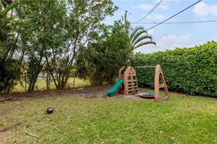 306 SE 21st Ln, Cape Coral, FL 33990 - Photo 19