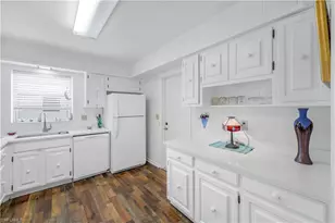 1382 Jamaica Rd, Marco Island, FL 34145 - Photo 5