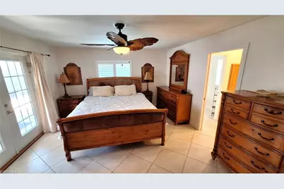 541 110th Ave N, Naples, FL 34108 - Photo 15