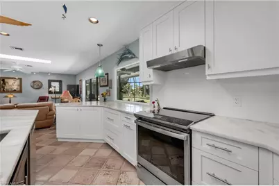 1195 Windswept Ave, Naples, FL 34109 - Photo 7