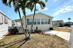4551 Mayflower Way E, Estero, FL 33928 - Photo 5